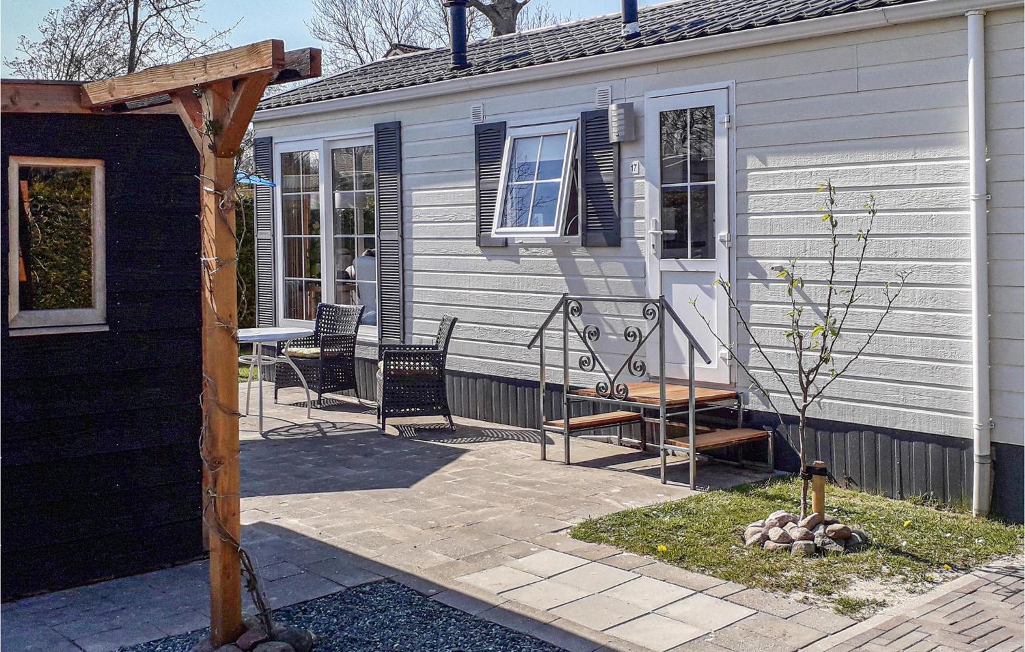 Lovely Home In Tzummarum With Wifi Buitenkant foto